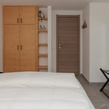 Il Nocciolo Apartment *