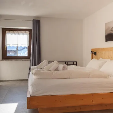 Il Nocciolo Apartment *